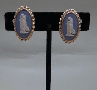 Vintage Wedgwood of England 1" Blue Jasperware Screw Back Earrings