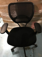 Mesh Back Office Chair 37&rdquo;-41&rdquo; Loose bolts