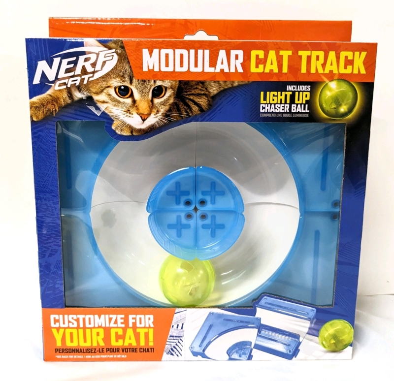 New NERF CAT Modular Cat Track w Light Up Chaser Ball