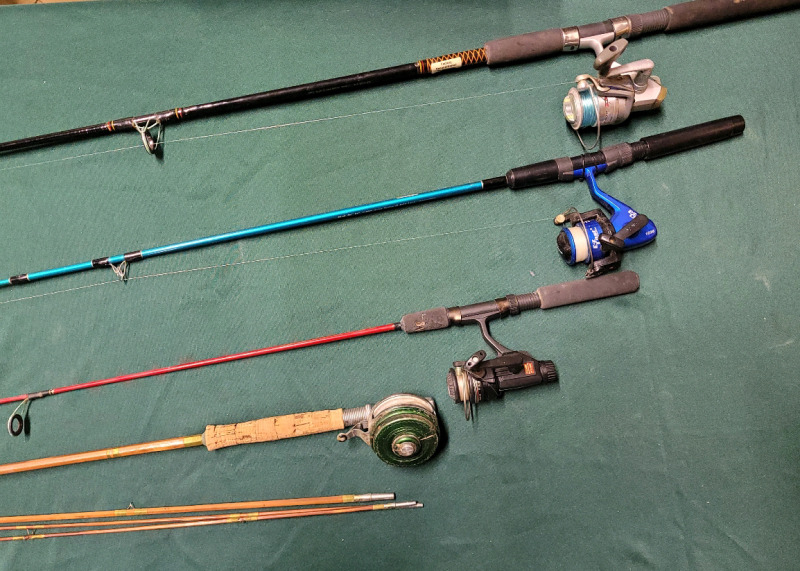 Fishing Pole Lot . 3 Poles with Reels & Fly Fishing Pole with Reel