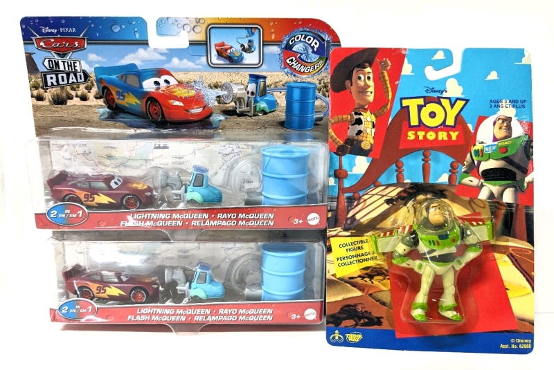 2 New Disney Pixar CARS On the Road Color Changers LIGHTNING McQUEEN & 3.25" Toy Story Buzz Lightyear Collectible Figure