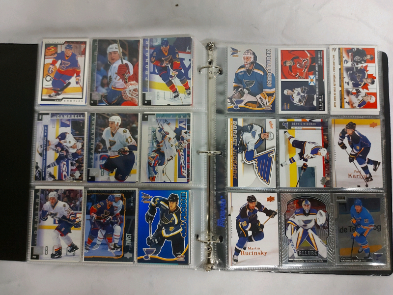 NHL Hockey Cards St Louis Blues Binder