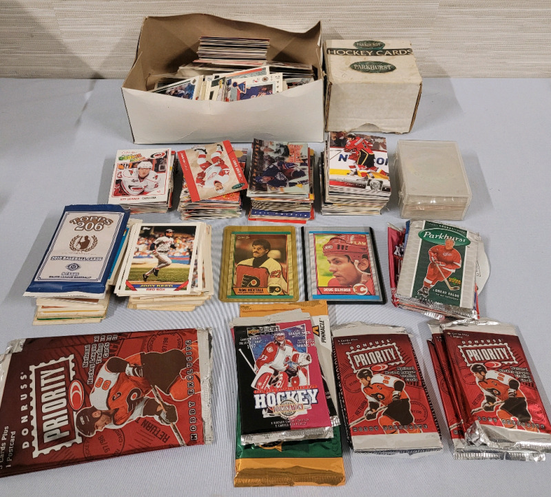 Early 1990s NHL Hockey & MLB Baseball Trading Cards . Various Companies & Players