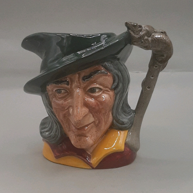 Vintage Royal Doulton 4" Pied Piper D6462