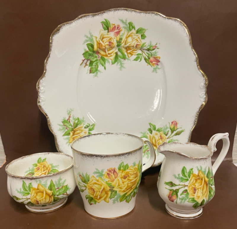 Royal Albert Tea Rose pottery