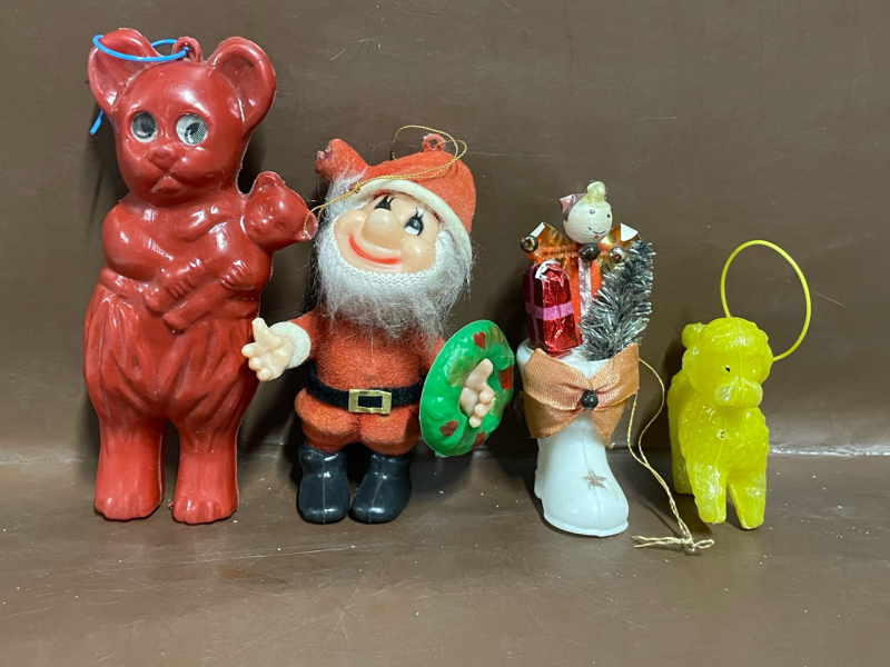 4 Vintage ornaments