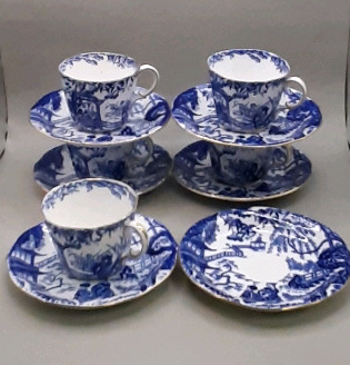 Vintage 5 Royal Crown Derby 2.5"H Teacups & Saucers One Extra Saucer Minor Flea Bites on Some Pieces