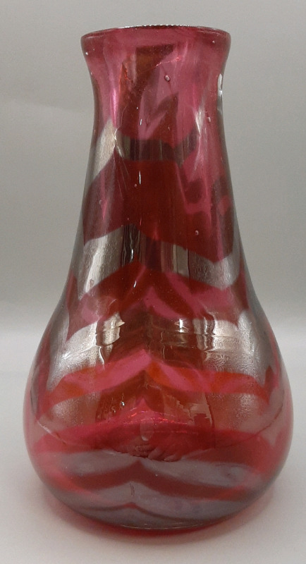 Vintage 6.25" Cranberry Glass Pulled Feather Vase