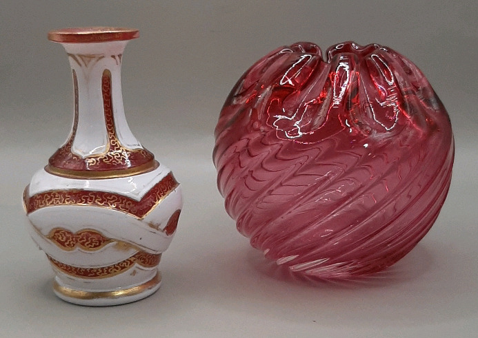 Antique Moser 4.25" Cranberry Overlay Bottle The gilt is worn on this bottle due to age Cranberry Glass Rose Bowl with Swirl Pattern