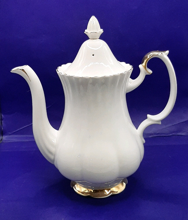 Vintage Val D'or 10" Coffee Pot