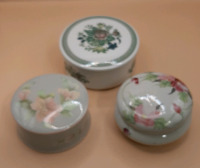 Vintage Sadler Fleur Round Trinket Box Porcelain Trinket Box wirh Flowers 4.5" Hutschenreuther Germany Trinket Box