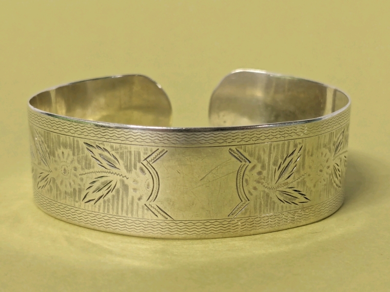 925 Sterling Silver Cuff Bracelet 0.75" Wide