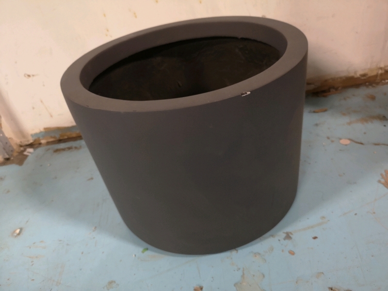 Green Theory Small Fiberglass Planter - 10.5"H x 14"D AS IS