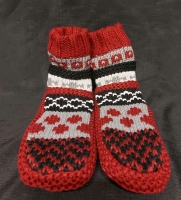 Oh So Comfy Knitted Footwear size 9-11