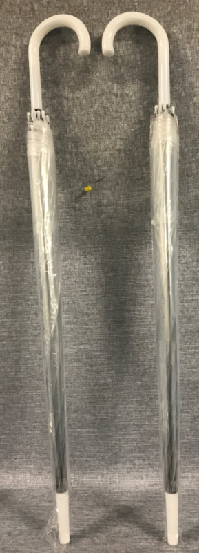 Two 32&rdquo; Clear Umbrellas