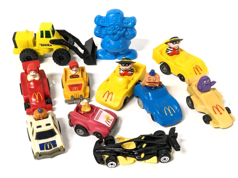 Vintage McDonald's Happy Meal Pull Cars feat McDonaldland Characters, 2002 Hot Wheels Racer. 1989 Cap'n Crunch Water Squirt Bath Toy & 1992 Tonka