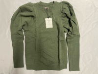 NEW with tags Stella & Dot sweater size M