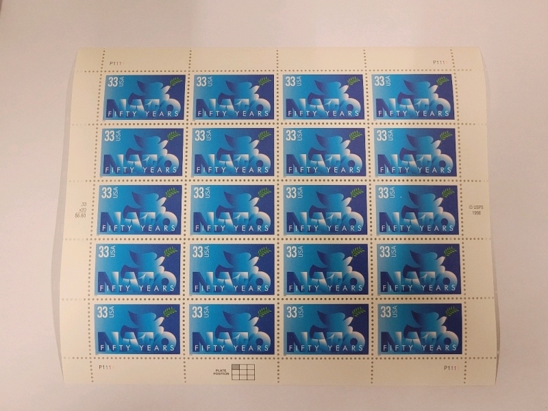 1998 US Postal " NATO Fifty Years ' Stamp Sheet , 33 Cent Postage Stamps