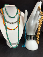 A&ccedil;ai Buddha&rsquo;s Eye Necklace & Assortred Bead Necklaces