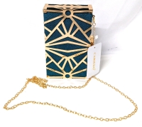 New Cariedo Elegant Clutch Purse w Exquisite Metal Hollow out Design (Green & Gold Tone)