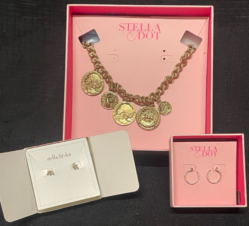 3 NEW in box Stella and Dot jewlery