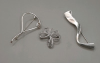 Vintage 3 Vintage Sterling Silver Brooches the Longest being 2.5"