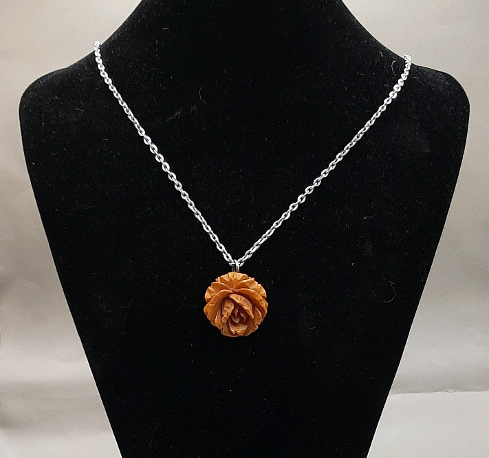 Vintage Bakelite Rose Pendant with 20" Chain