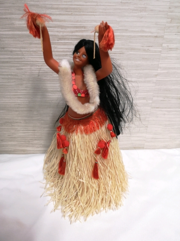 Vintage Musical Hawaiian Dancer Doll - Working Made in Japan