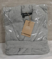 New Silk & Snow Terry Bathrobe Size XS Retail $100.00 CAN