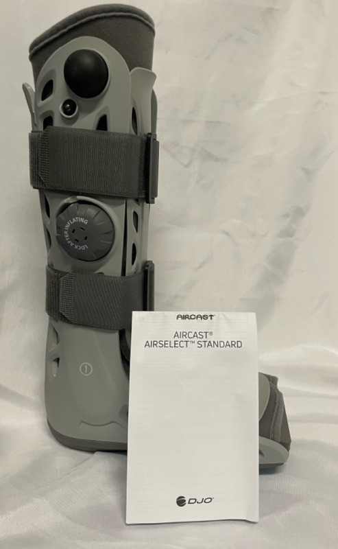 NEW Aircast AirSelect Walker Brace/Walking Boot (Elite, Short and Standard) size S retails $170