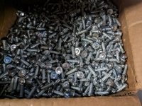 600+ Stanley 1" Long Studs.