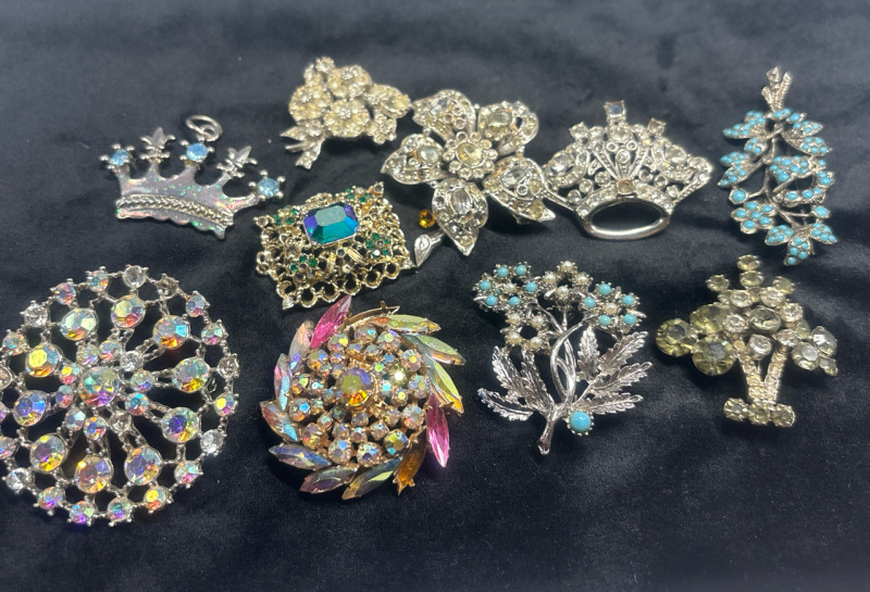 Ten Rhinestone Brooches AB Crowns Emerald Green As Is