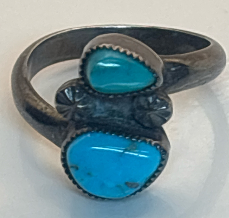 Sawtooth Set Native Two Stone Ring Size 6