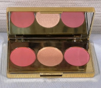 New Quo Beauty Pretty Prismatic Face Palette 3 x 3g