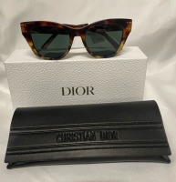 NEW with tag DIOR Signature B41 Sunglasses retails $710