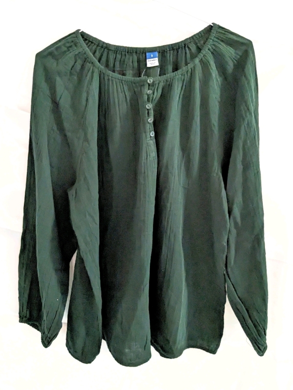 New OLD NAVY 100% Cotton Button-Up Top (Size Large)