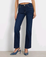 New GUESS Mid Rise Sexy Boot Cut Size: 31 Length: 32 Style: W4RA58D5901 JPWA Wash: Jasper