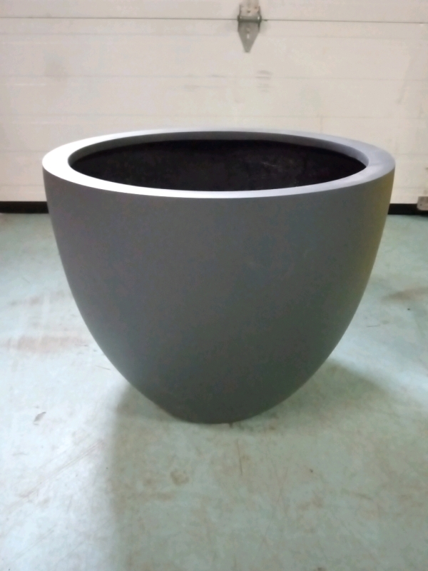 New Green Theory Small Fiberglass Bowl Planter - D20" & H16" Matte Grey