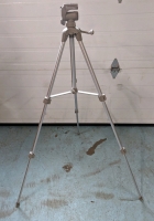 Sunday Platinum Plus Tripod. With Built in Level. 48" Max Height