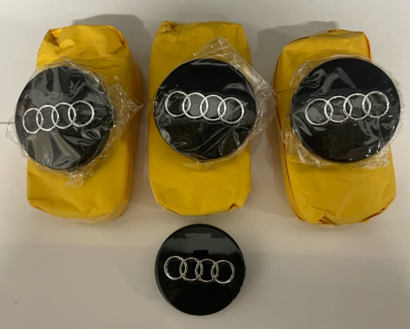16 NEW 2.5&rdquo; Audi Carwheel Centers