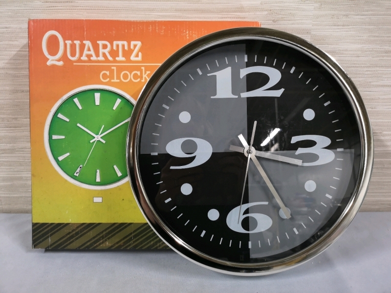 New Quartz Wall Clock - 12" Diameter