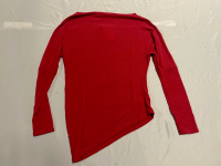 New with tags Size M Stella & Dot light asymmetrical sweater