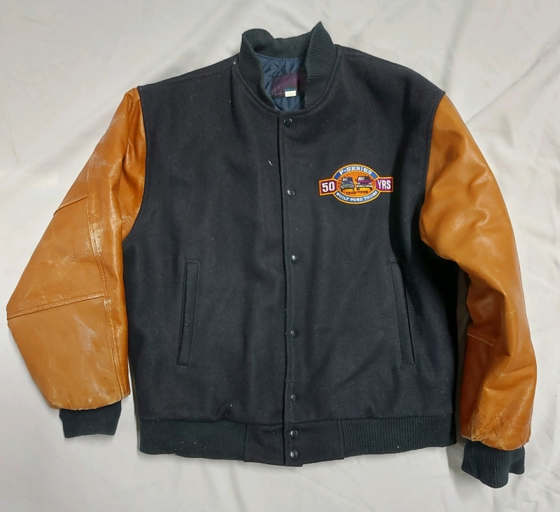 Sportswear Jacket By Modern 50 Years F Series Trucks Medium