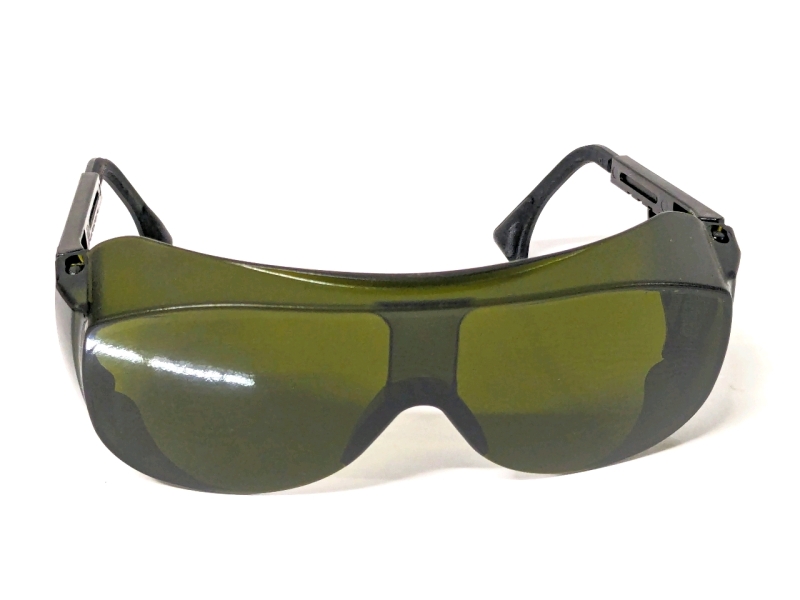 New Laservision UVEX Safety Eyewear F04P5L181001 / IPL Shade 3 / Inside & Outside Anti-Scratch Coating