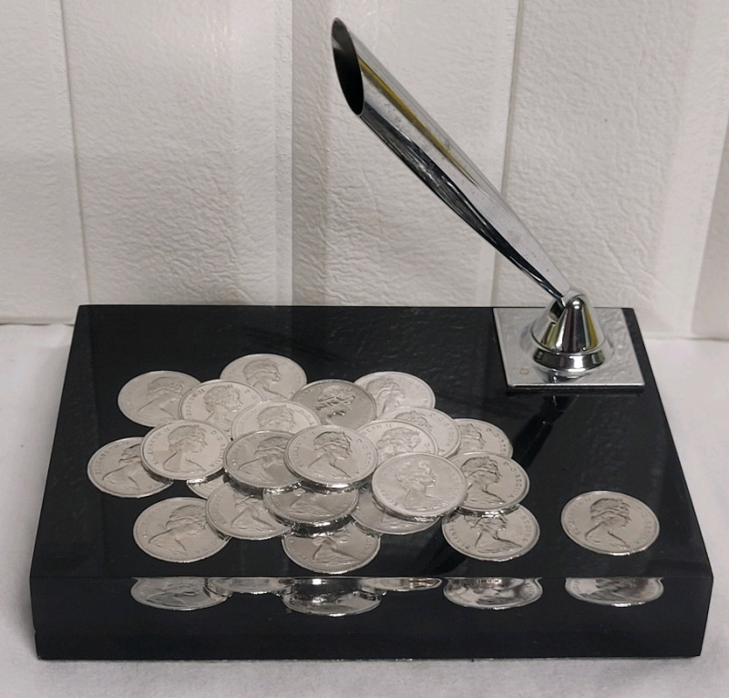 Destktop Pen Holder in Acrylic with Uncirculated Canadian Nickels , No Pen