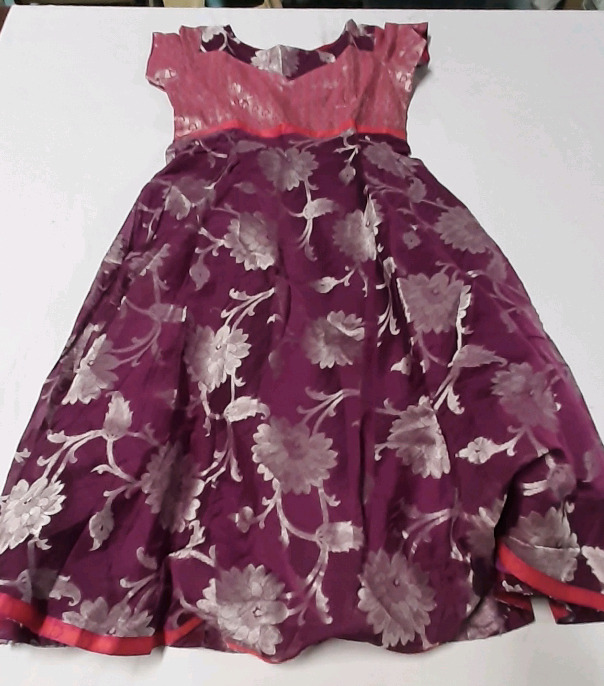 As New Dress No Size Tag Armpit to Armpit 19"