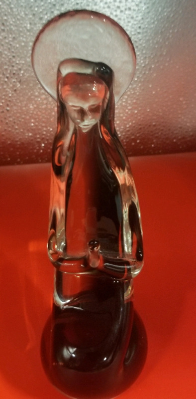 Vintage Art Glass VIRGIN MARY figure