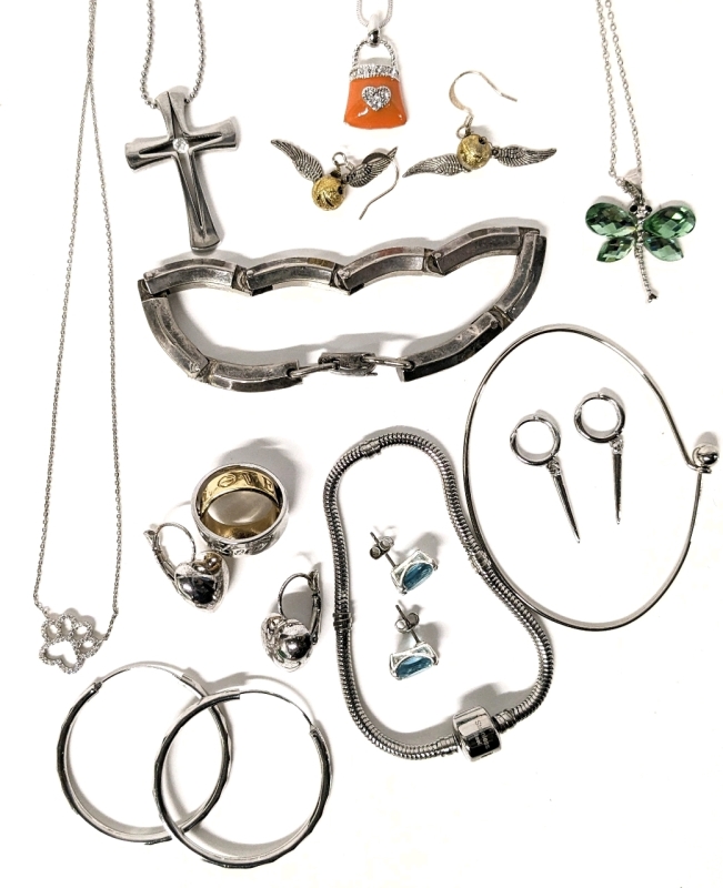 Assorted Stainless Steel, S925 Sterling & Silver Tone Jewelry : Necklaces, Earrings & Bracelets