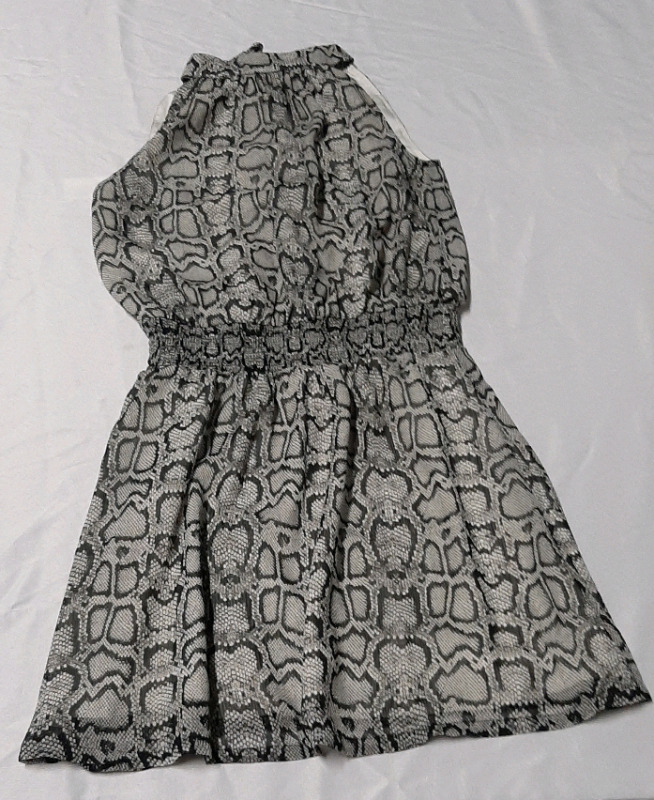 As New Size M Stella & Dot Halter Dress