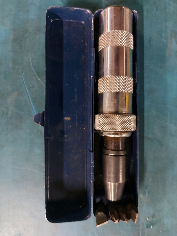 Impact Driver With 4 Bits